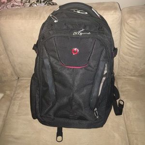 Swiss gear tech backpack