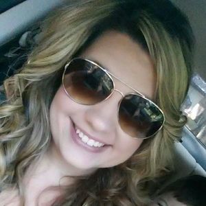 Meet your Posher, Meagan