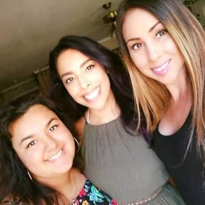 Meet your Posher, Yesenia