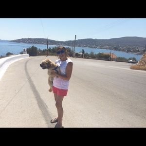 Meet your Posher, Abir