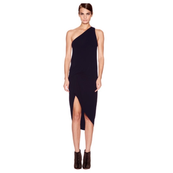 Riller & Fount Dresses & Skirts - RILLER & FOUNT Presley One Shoulder drape dress