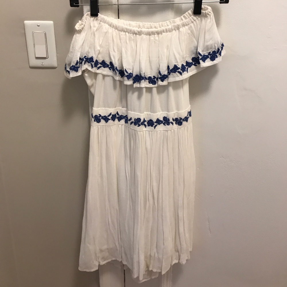 The Jersey Diaries White off shoulder dress