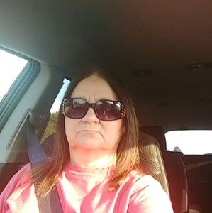 Meet your Posher, Angie