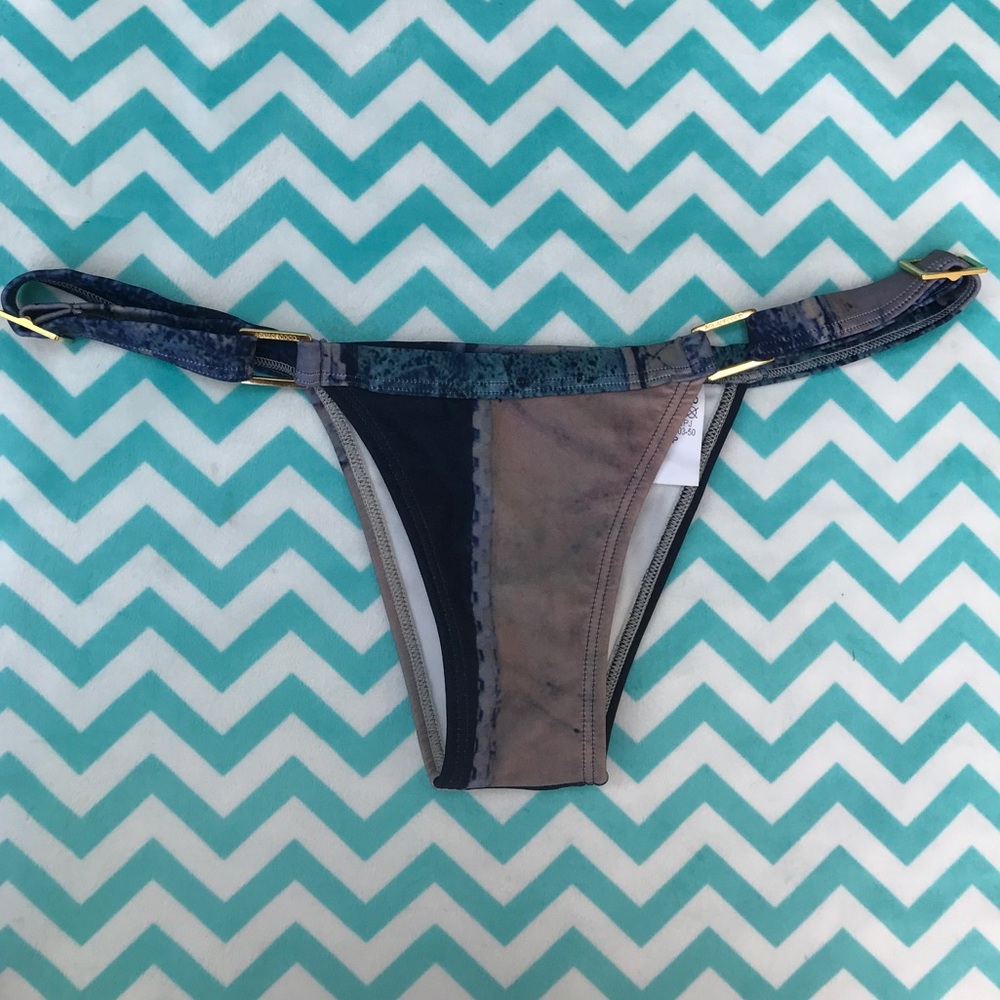 Aqua De Coco Cheeky Bottoms