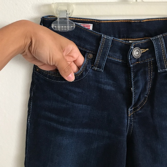 True Religion - Picture 2 of 8