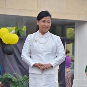 Meet your Posher, Sirikanya