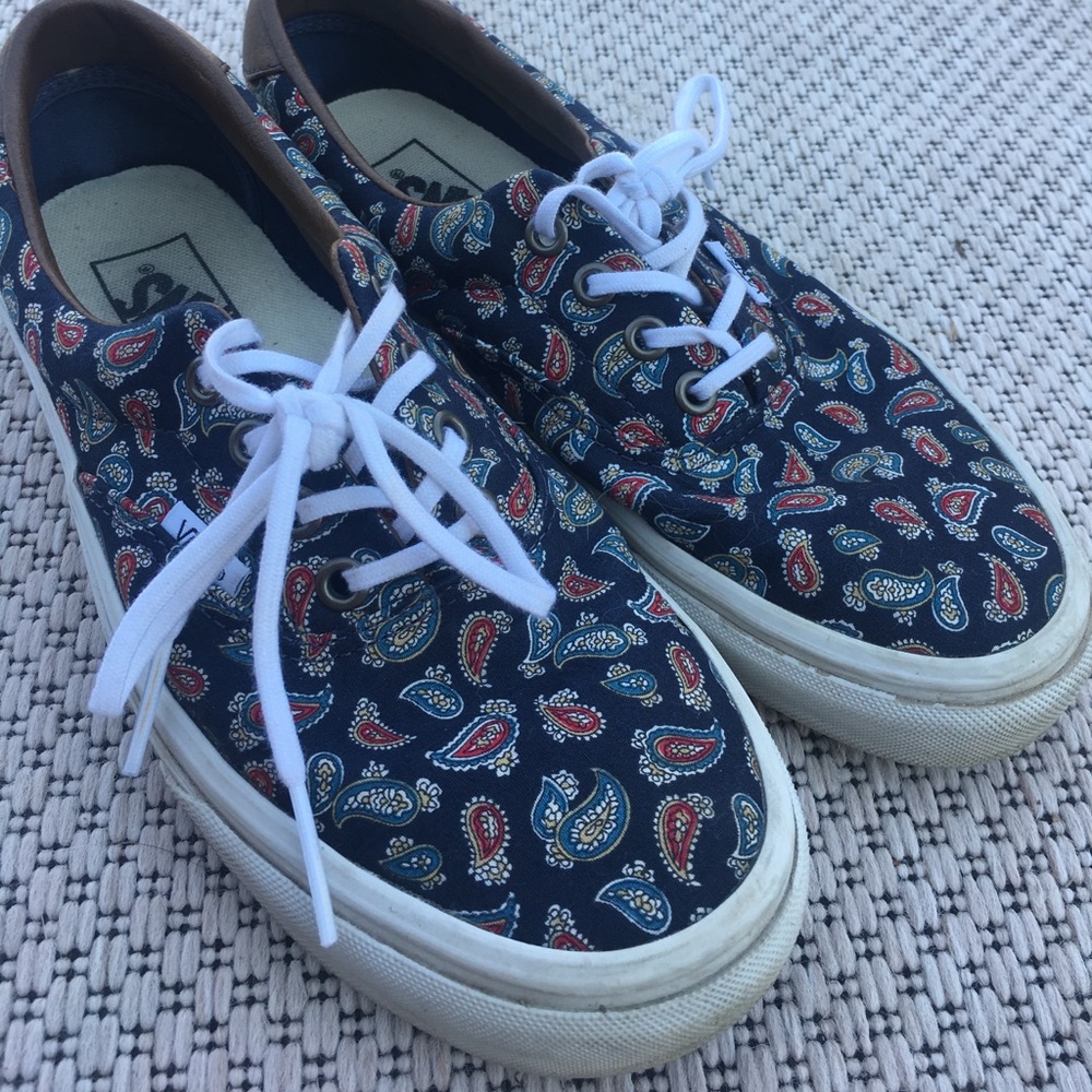 Paisley print Vans