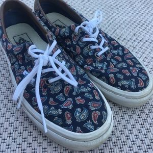Paisley print Vans