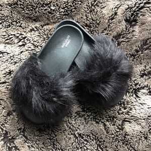 Faux fur pool slides
