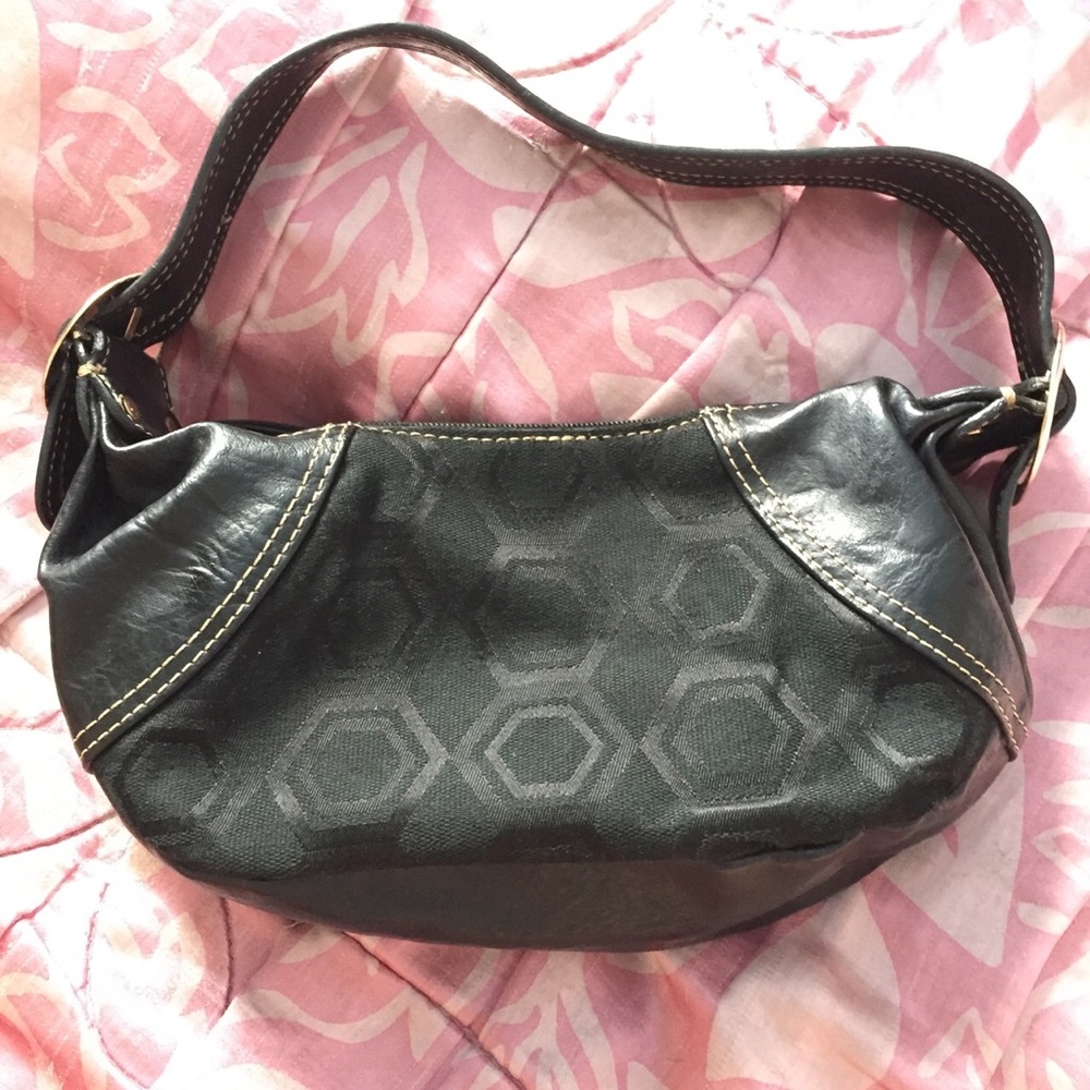 black purse