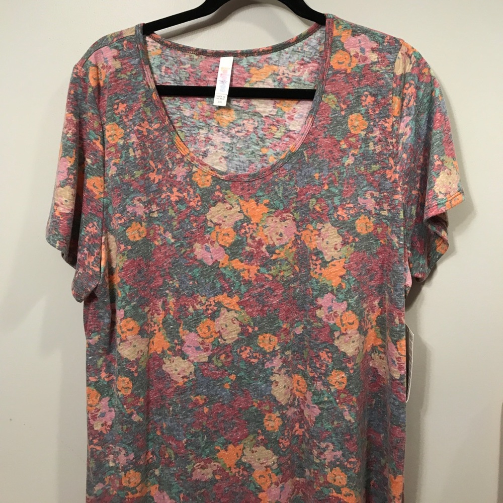 LulaRoe 2XL classic Tee