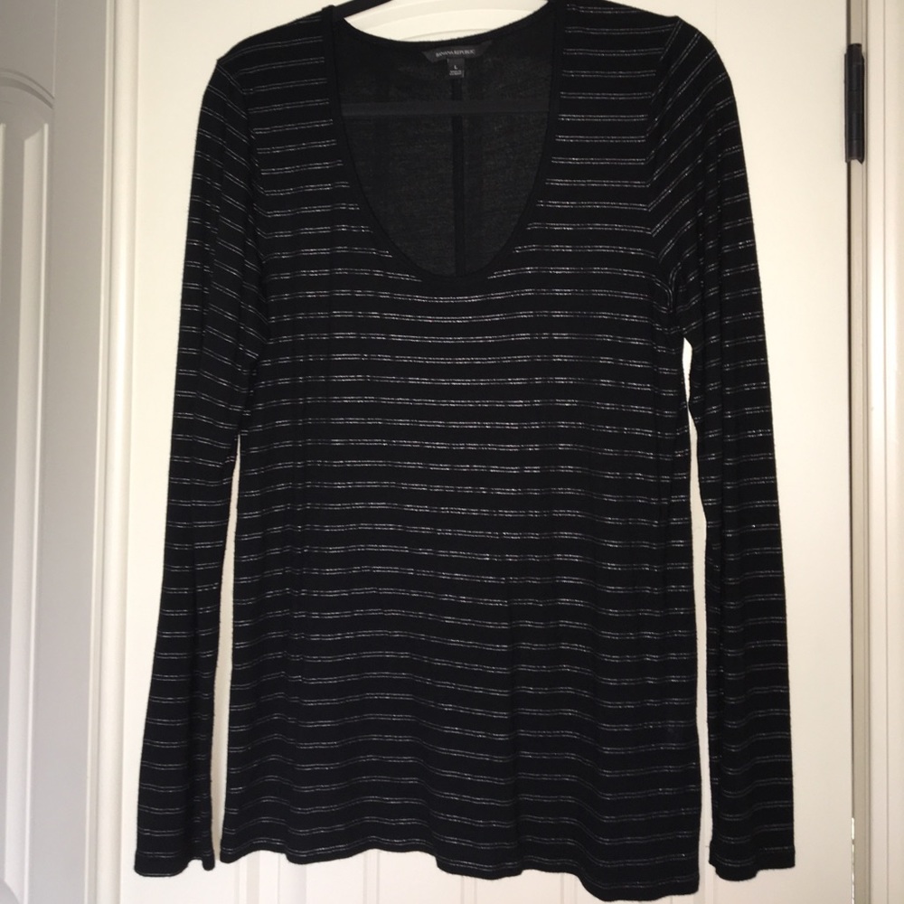 Banana republic long sleeve black modal top