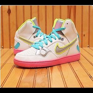 Women's Nike Son of Force Sz 7