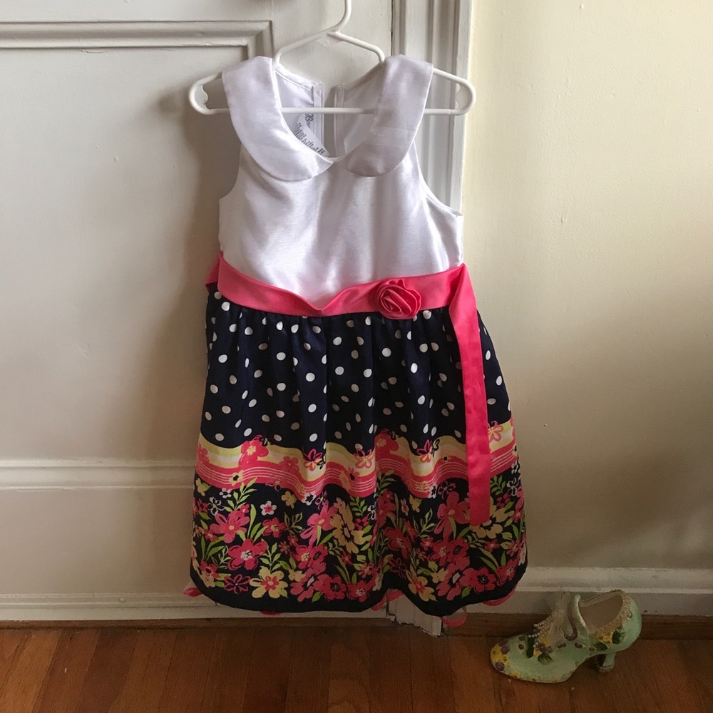 Girls dress