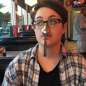 Meet your Posher, Max