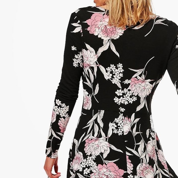 Floral Dress - Picture 4 of 6