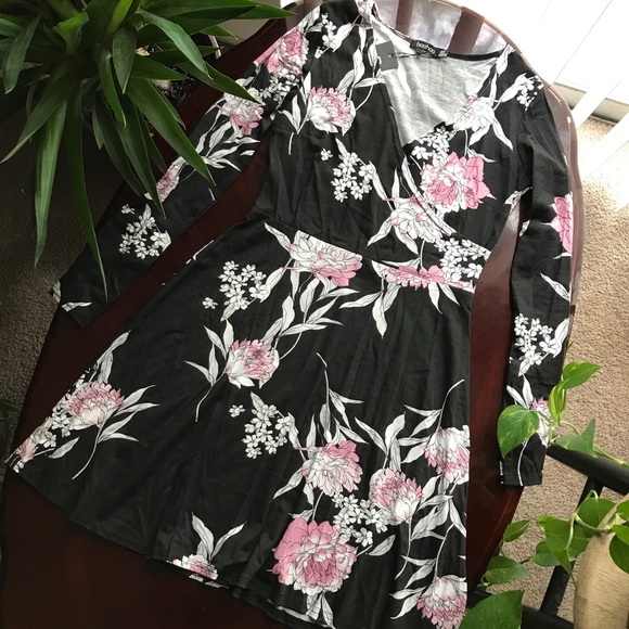 Floral Dress - Picture 6 of 6