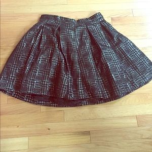Black and silver houndstooth skirt with box pleats