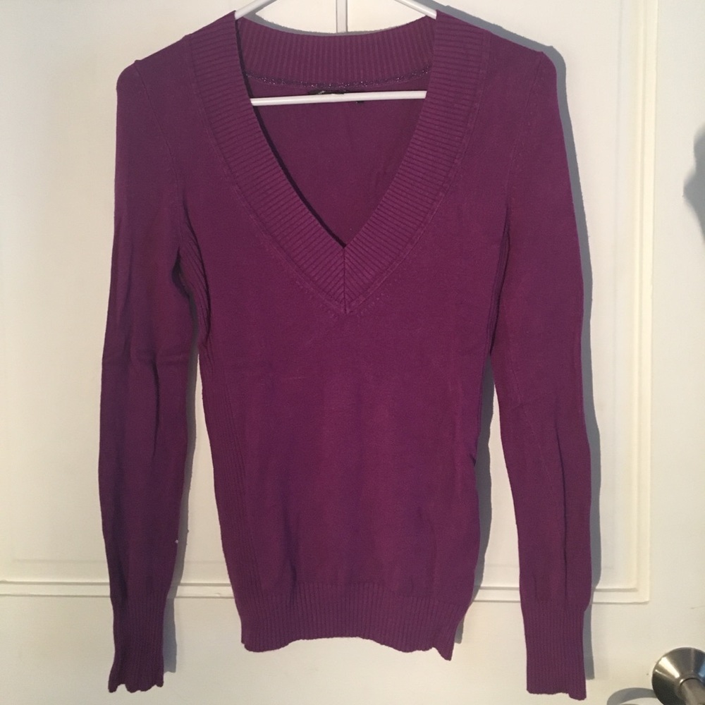 LAST CHANCE! Magenta sweater with ribbed sides