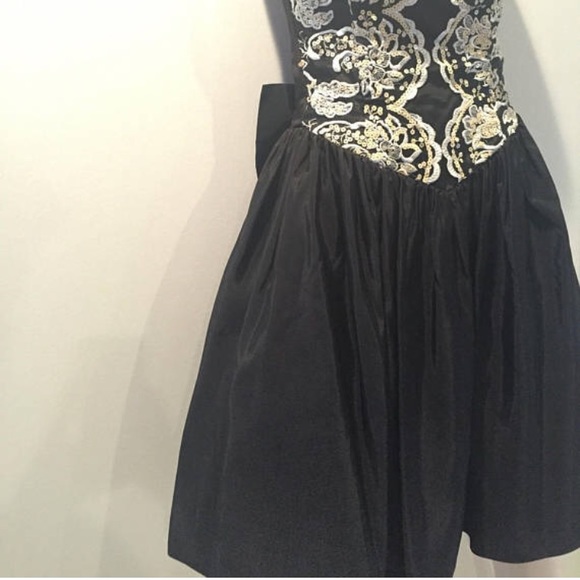 Vintage Gunne Sax by Jessica McClintock 1980 dress - Picture 2 of 7