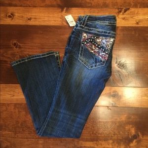 Super cute boot cut Miss Me Jeans