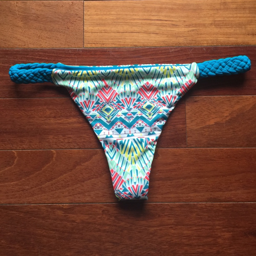 Water Glamour bottom - Picture 2 of 6