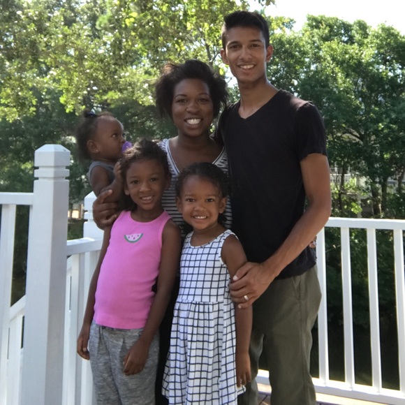 Meet Your Posher - Picture 2 of 4