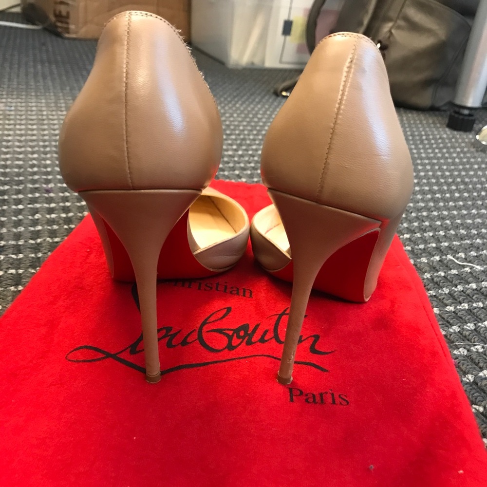 100% Authentic Christian Louboutin pump sz EU38.5 - Picture 4 of 4