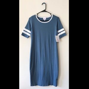 NWT LuLaRoe Julia ~ Very Stretchy ~ Size Small