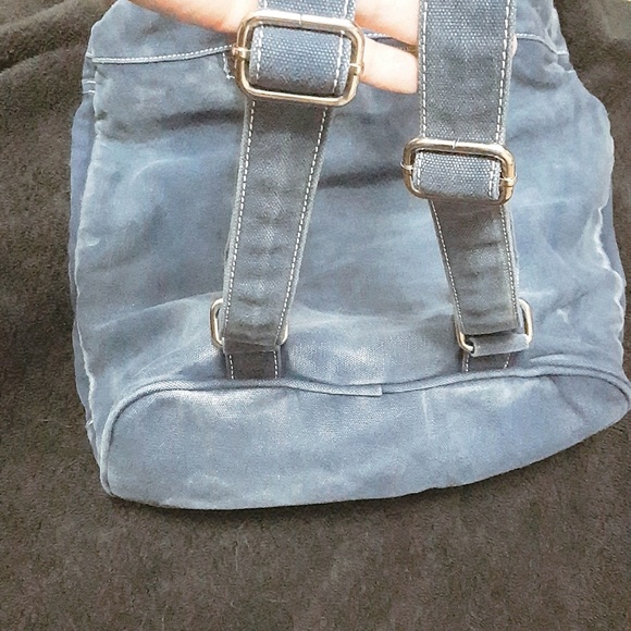 👋🏻 Medium Sized Denim Drawstring Backpack - Picture 6 of 7