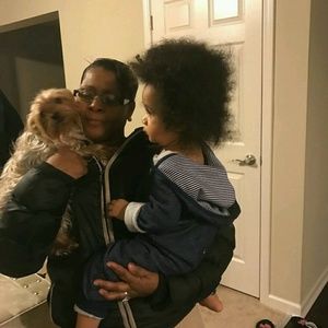 Meet your Posher, Gena