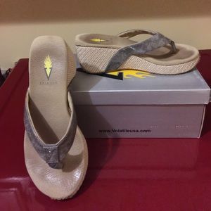 Volatile Jessica  Croc Sandals