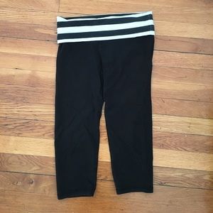 VS Yoga Pants - crop
