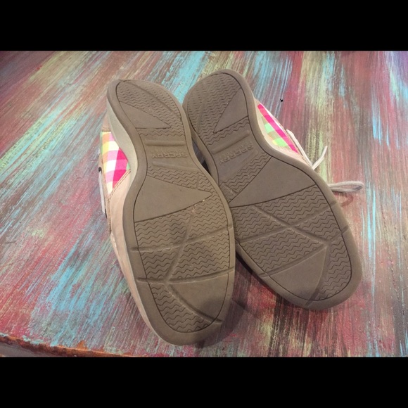 Girls top side Sperry's - Picture 2 of 3