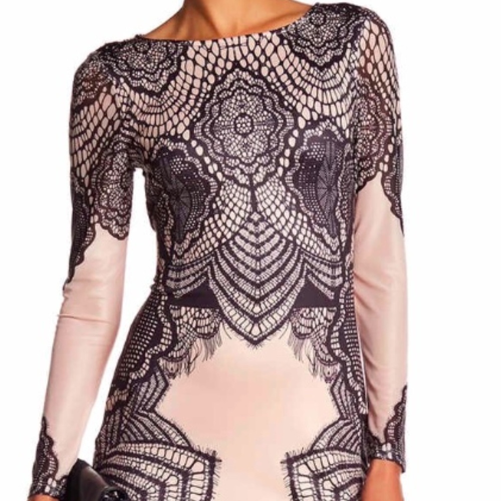 NEW London Dress Company