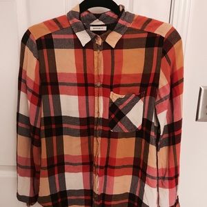 ✨ CLEARANCE ✨ American Eagle Boyfriend Fit Shirt