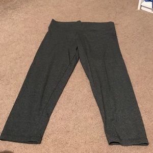 Victoria's Secret sport crop leggings