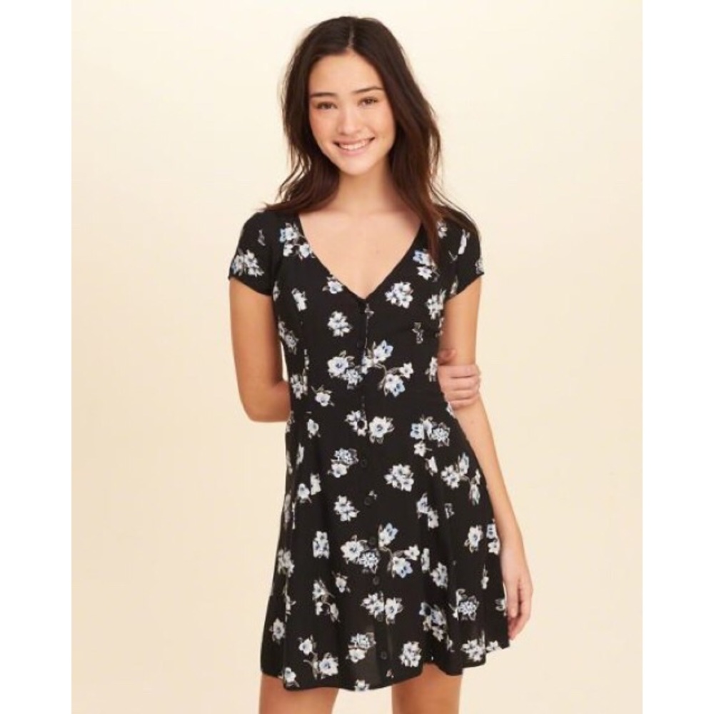 Lace-Up Back Button-Front Dress