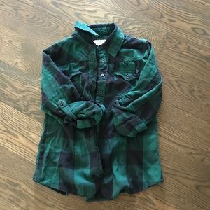 Plaid flannel size large Thread and Supply