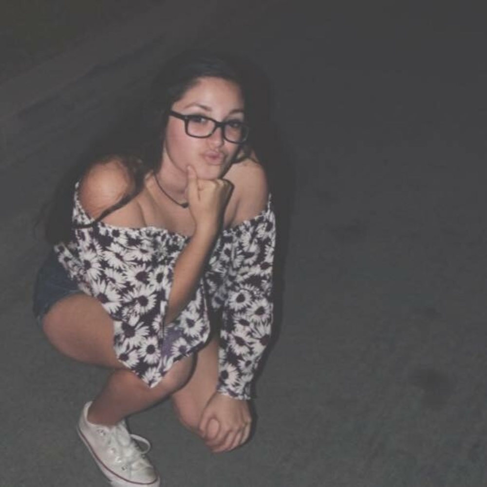 Meet your Posher, Izzy