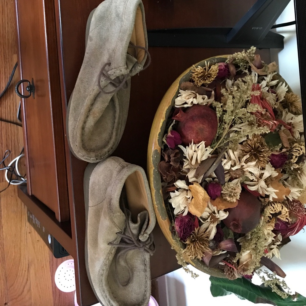 Girls Wallabees