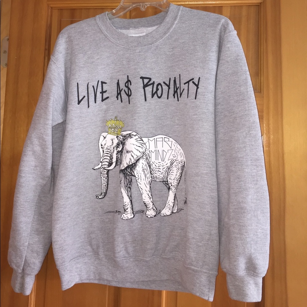 live as royalty crew neck sweater