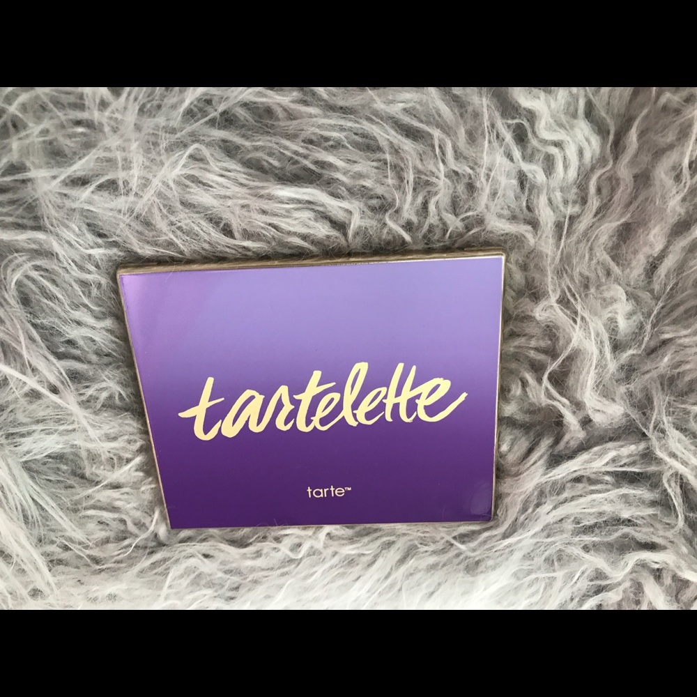 💜Tarte💜 Tartelette Amazonian Clay Matte Palette