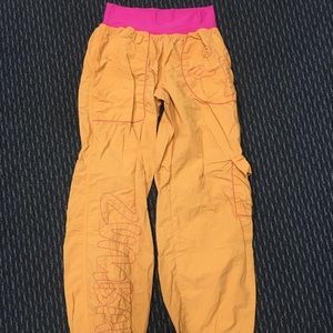 Zumba Cargo Pants size Small
