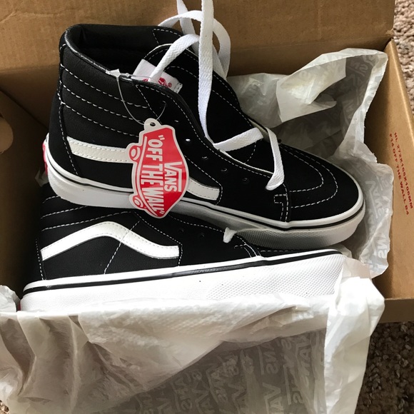 Authentic black/white Vans