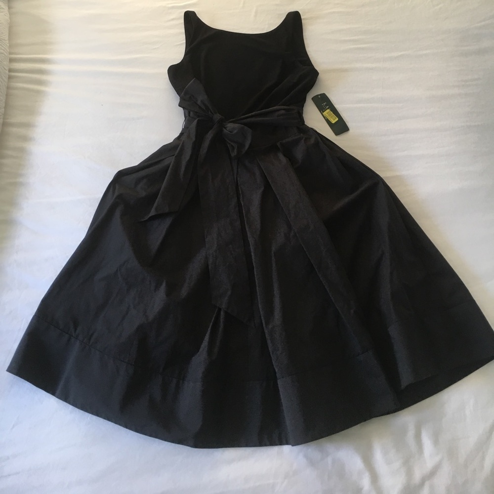 New wtag size 4 Lauren by Ralph Lauren black dress