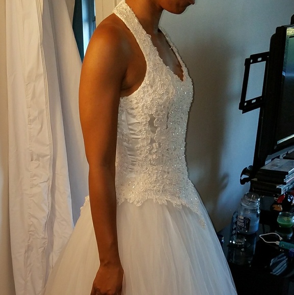 Wedding Dress - Picture 3 of 7