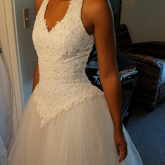 Wedding Dress - Picture 5 of 7