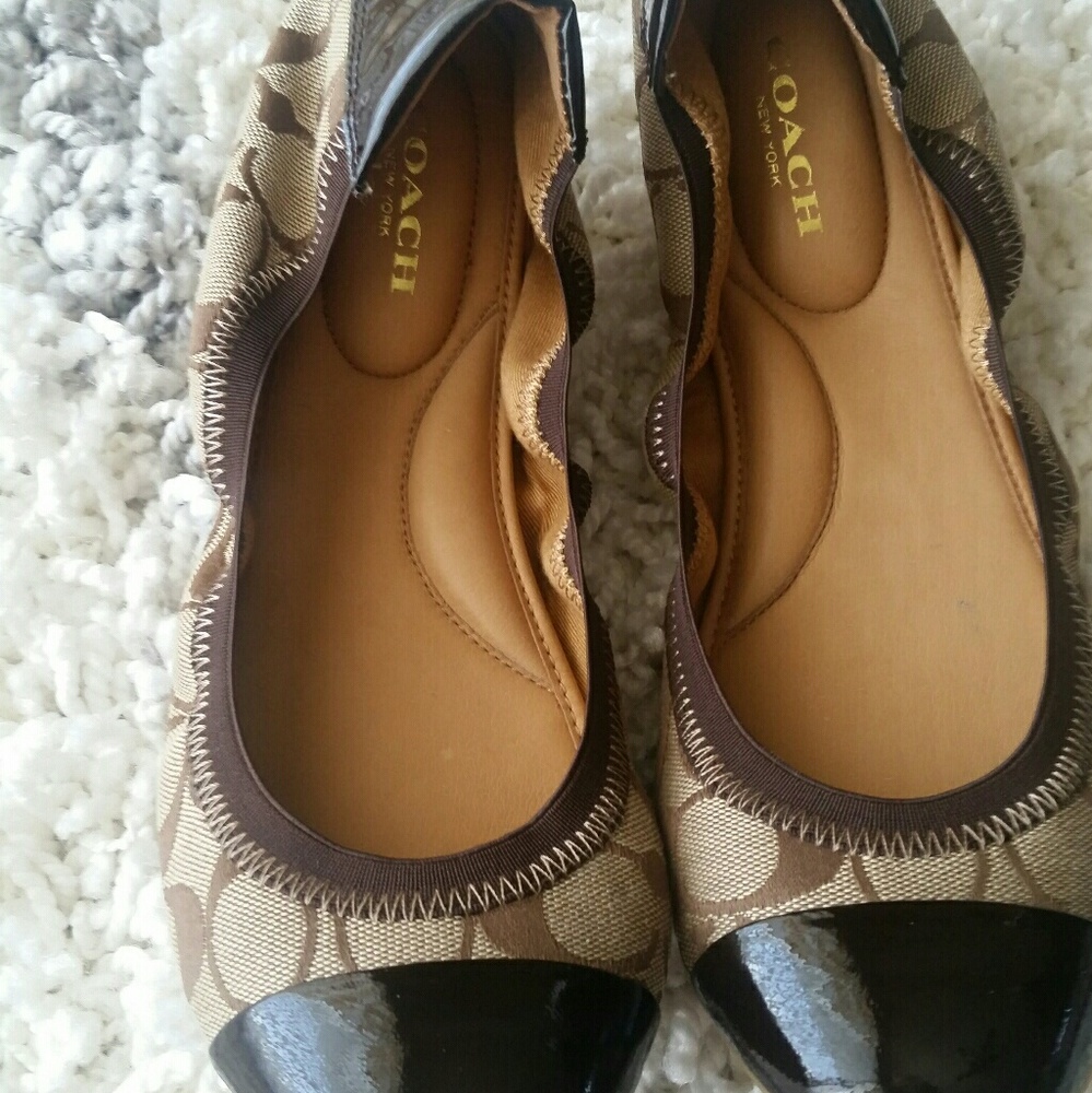 Coach Wanda Flat