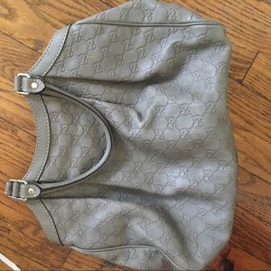Women's Gray Gucci Bag